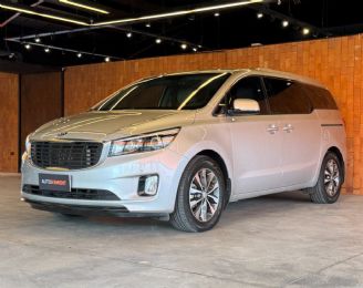 Kia Carnival Usado en Córdoba