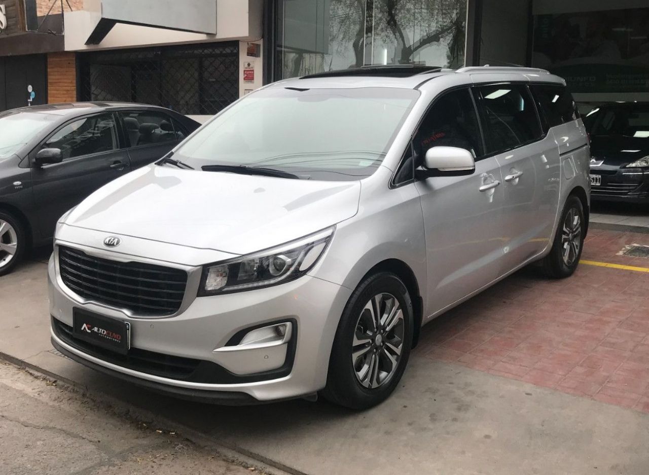 Kia Carnival Usado en Mendoza, deRuedas