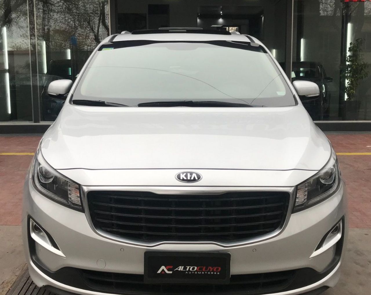 Kia Carnival Usado en Mendoza, deRuedas