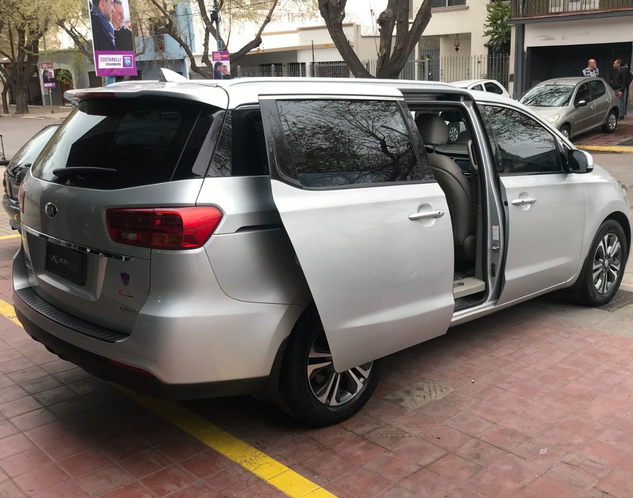 Kia Carnival Usado en Mendoza, deRuedas