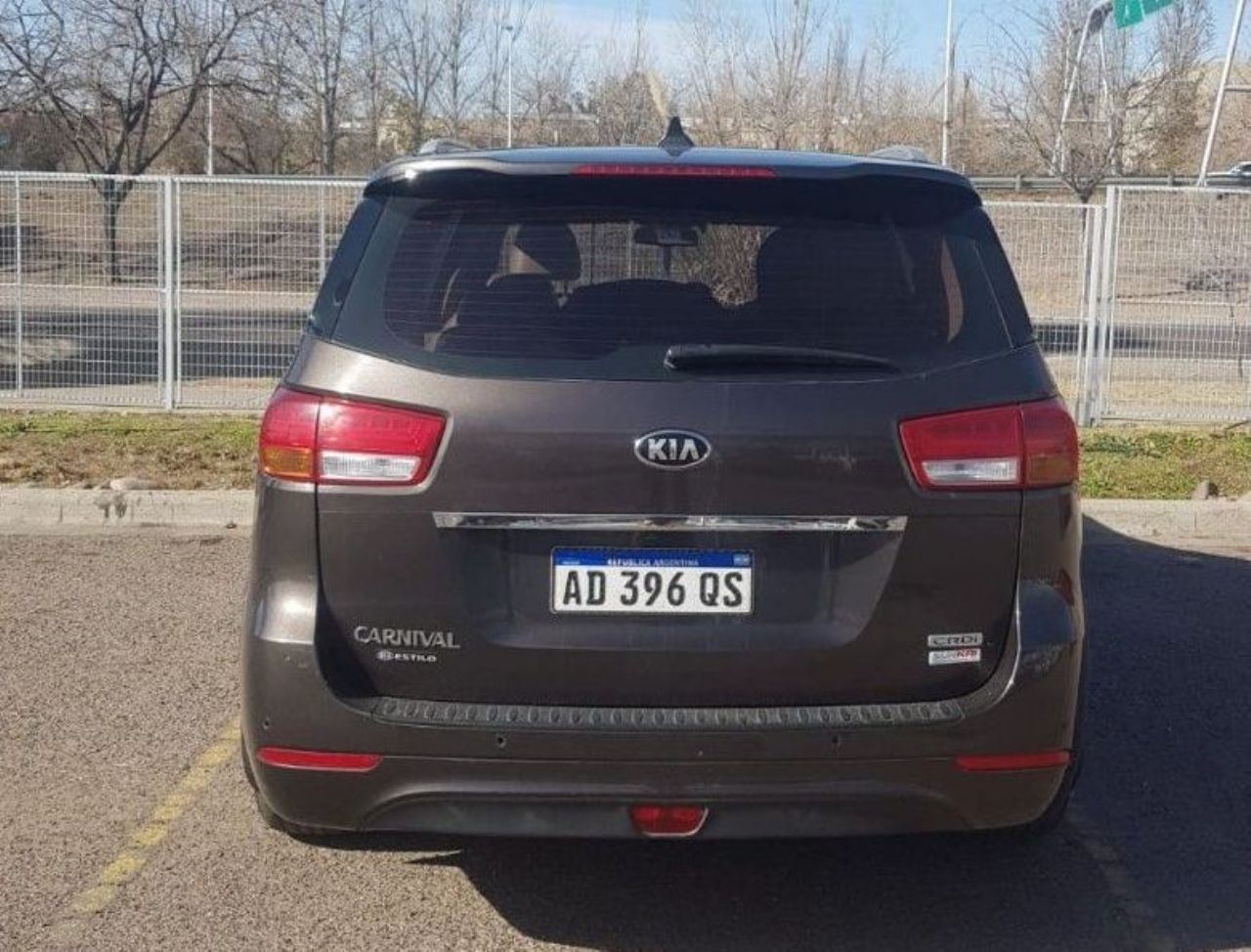 Kia Carnival Usado en Mendoza, deRuedas