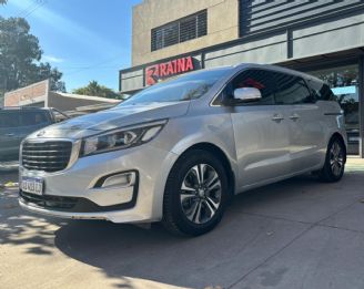 Kia Carnival Usado en Mendoza Financiado