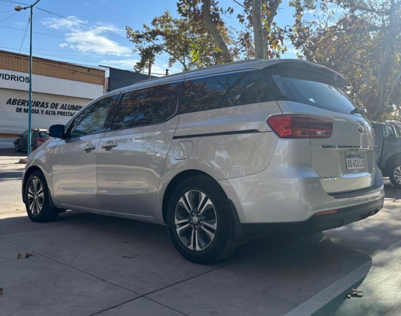 Kia Carnival Usado Financiado en Mendoza, deRuedas