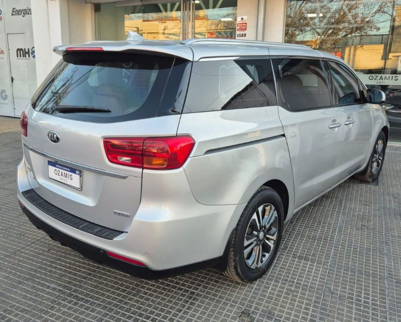 Kia Carnival Usado Financiado en Mendoza, deRuedas