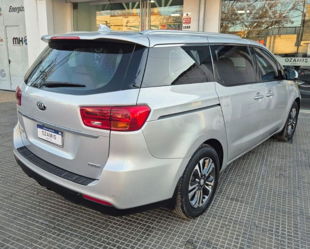 Kia Carnival Usado Financiado en Mendoza, deRuedas