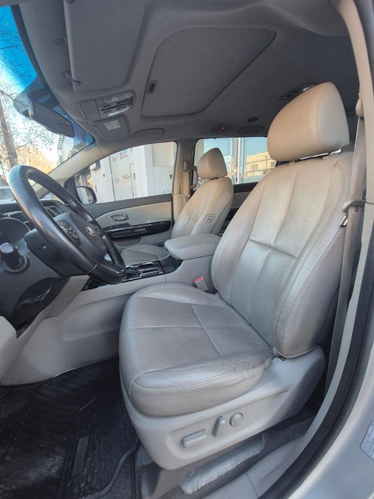Kia Carnival Usado Financiado en Mendoza, deRuedas