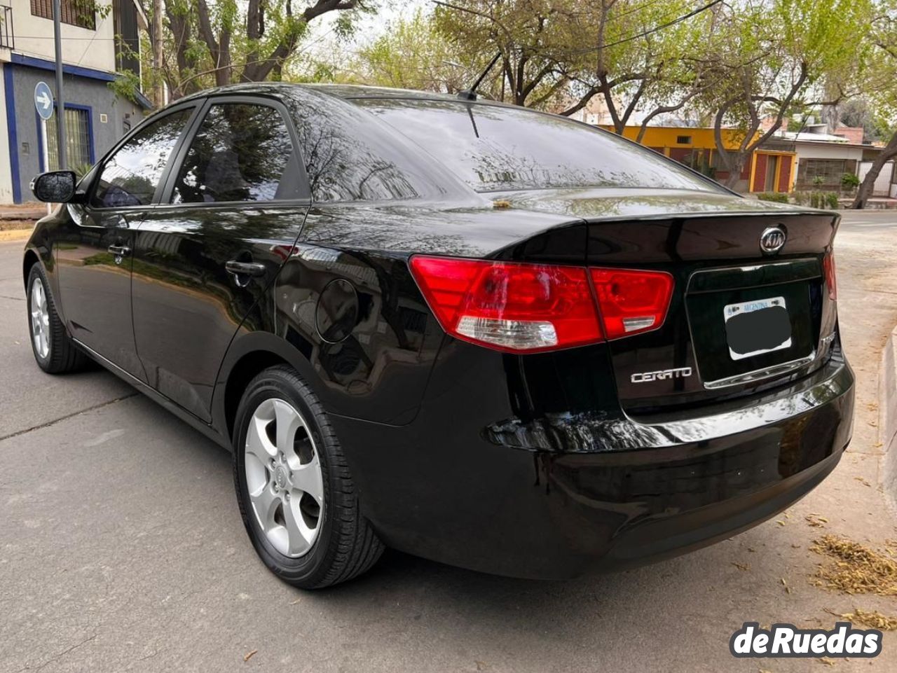 Kia Cerato Usado en Mendoza, deRuedas