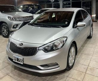 Kia Cerato Usado en San Juan Financiado
