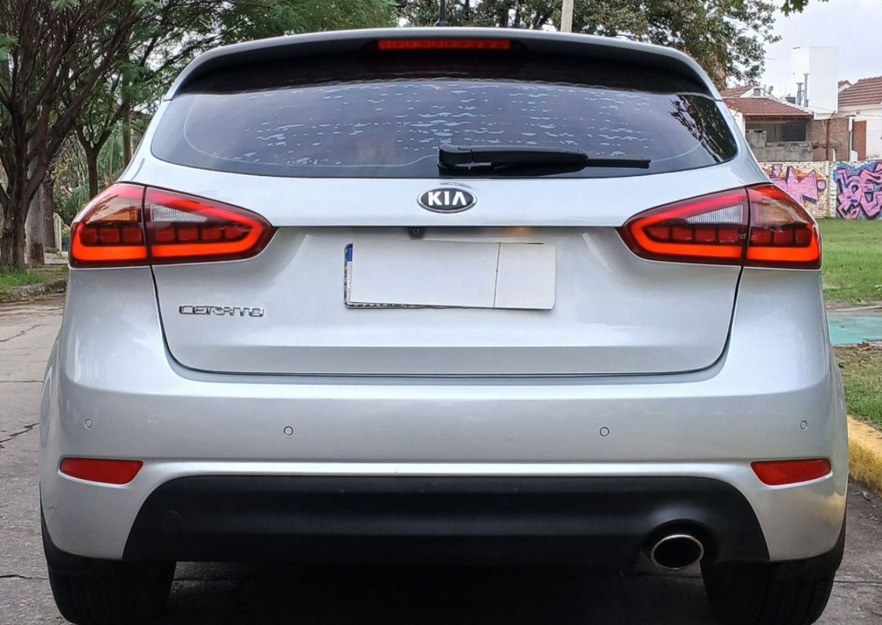 Kia Cerato Usado Financiado en Córdoba, deRuedas