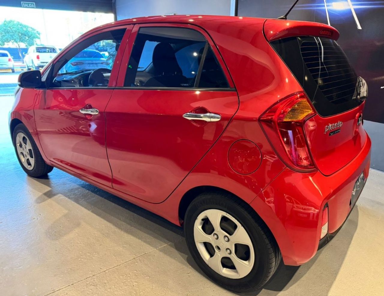 Kia Picanto Usado Financiado en Córdoba, deRuedas