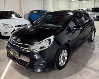Kia Rio Usado en Mendoza Financiado