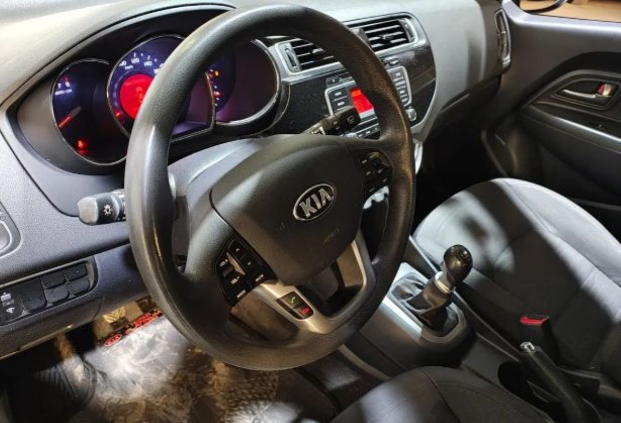 Kia Rio Usado en Córdoba, deRuedas