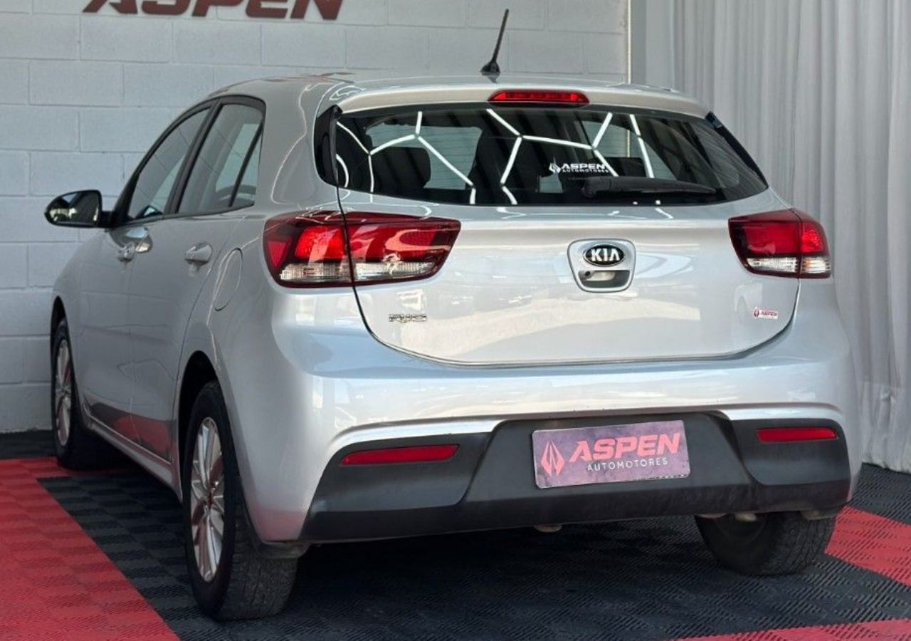 Kia Rio Usado Financiado en Córdoba, deRuedas