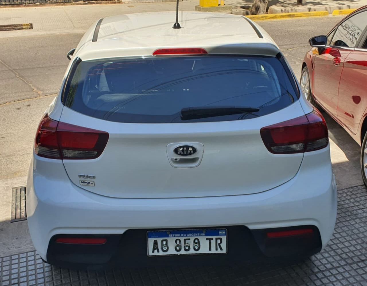 Kia Rio Usado en Mendoza, deRuedas