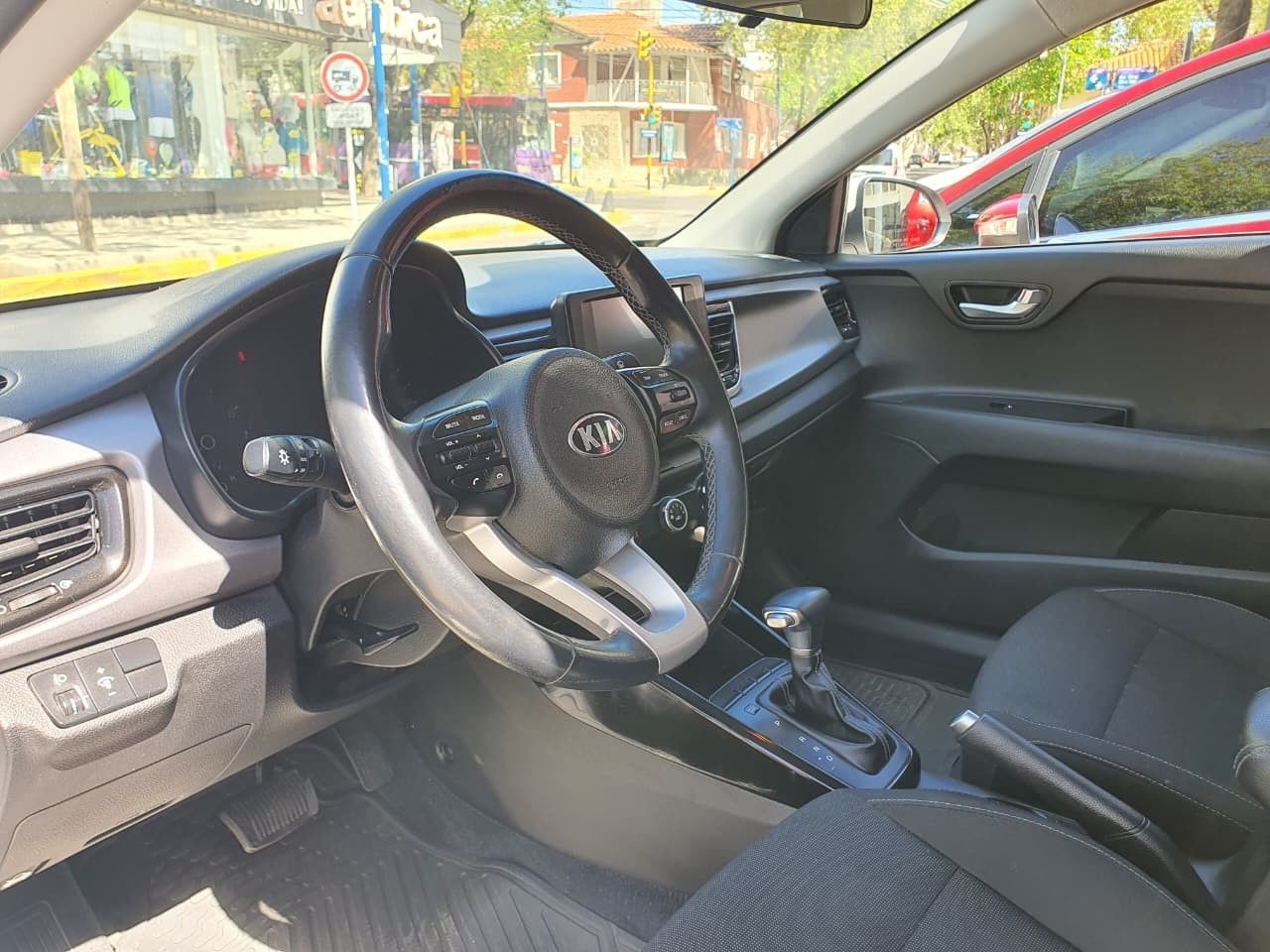 Kia Rio Usado en Mendoza, deRuedas