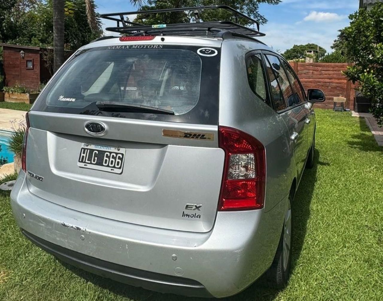 Kia Rondo Usado en Buenos Aires, deRuedas