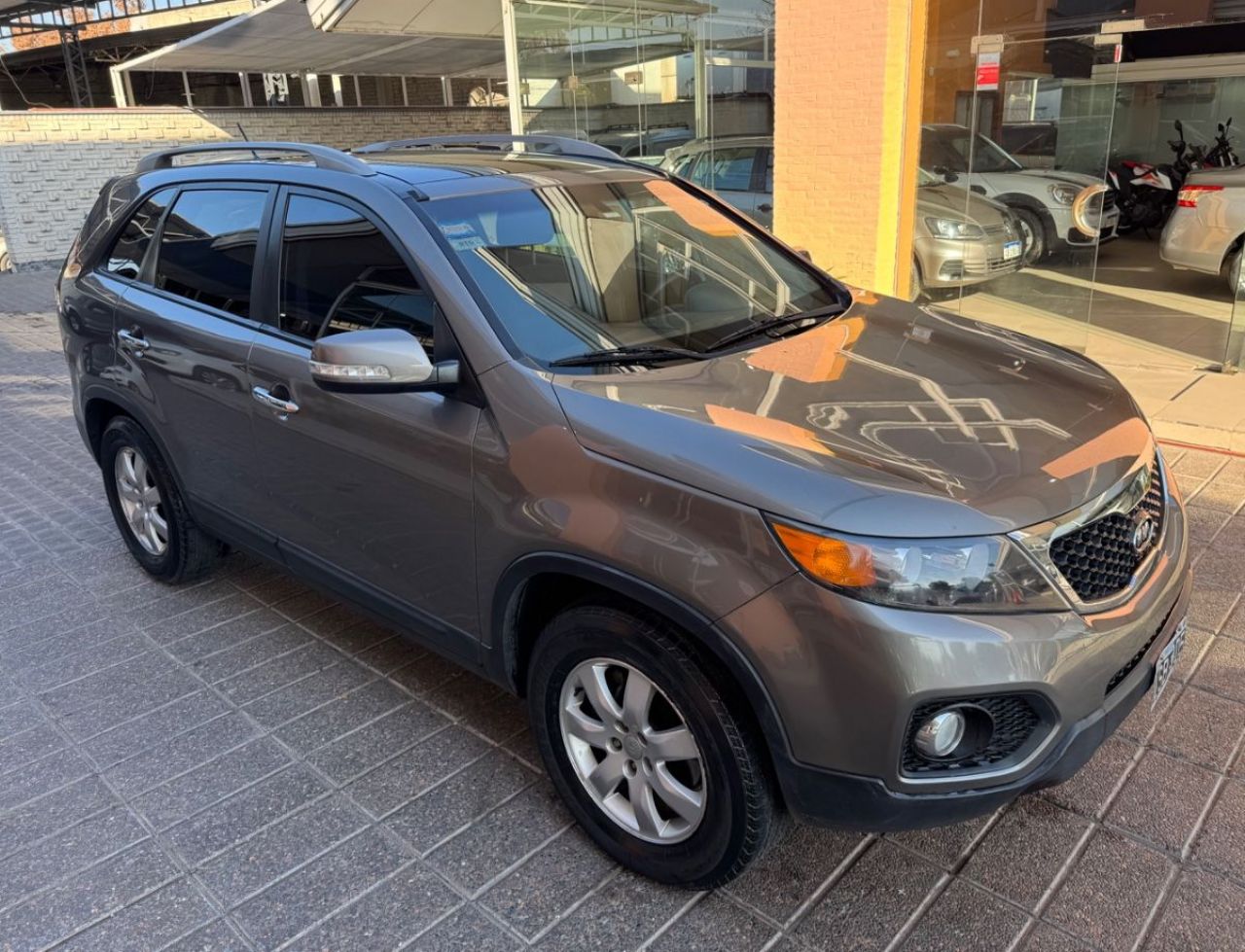 Kia Sorento Usado Financiado en Mendoza, deRuedas
