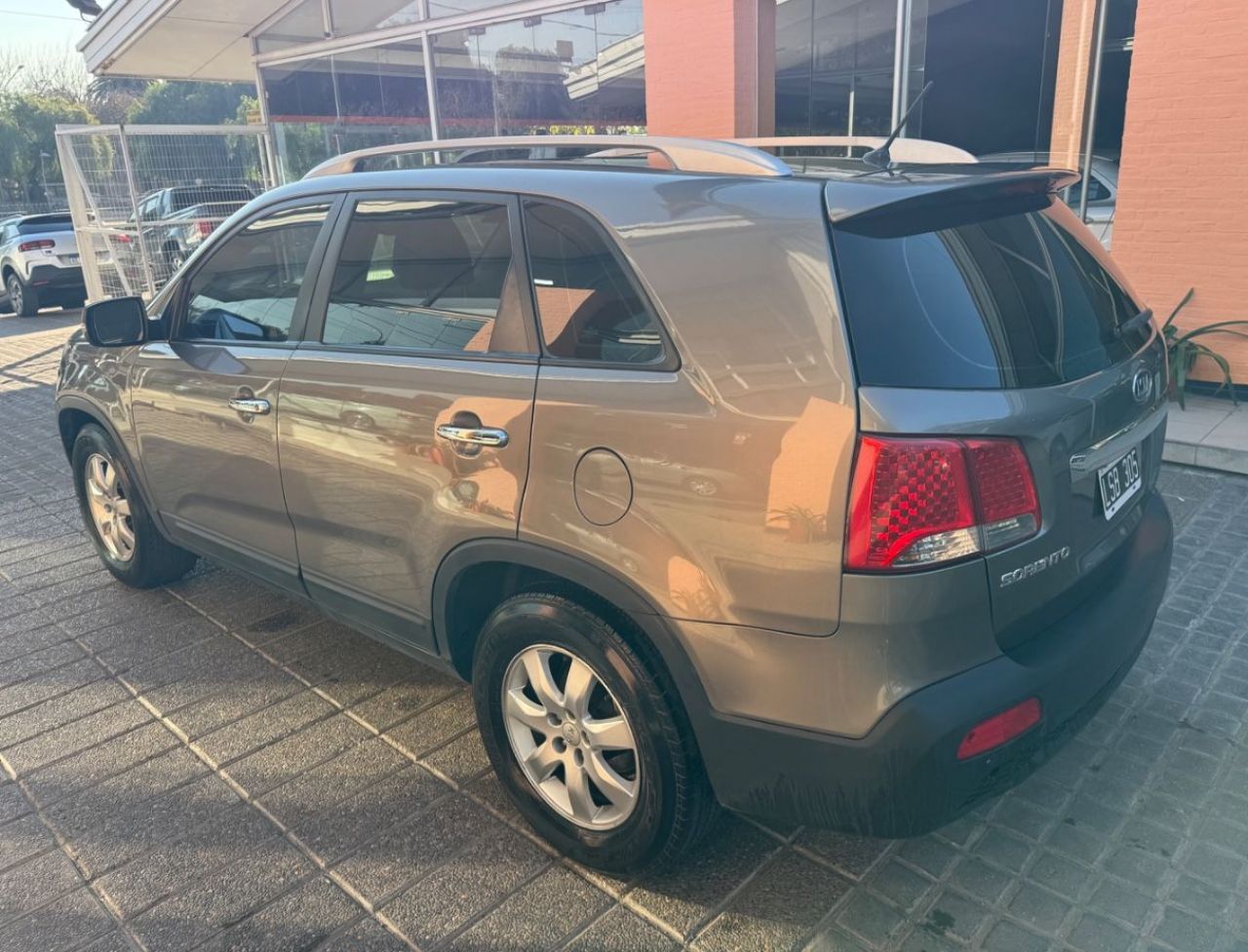 Kia Sorento Usado Financiado en Mendoza, deRuedas