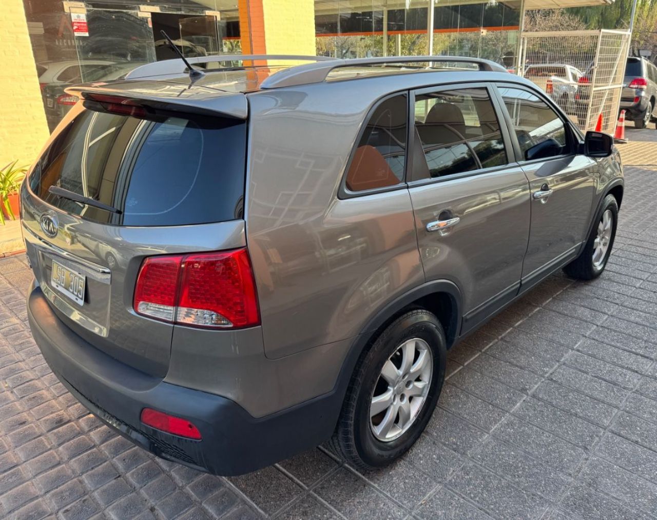 Kia Sorento Usado Financiado en Mendoza, deRuedas