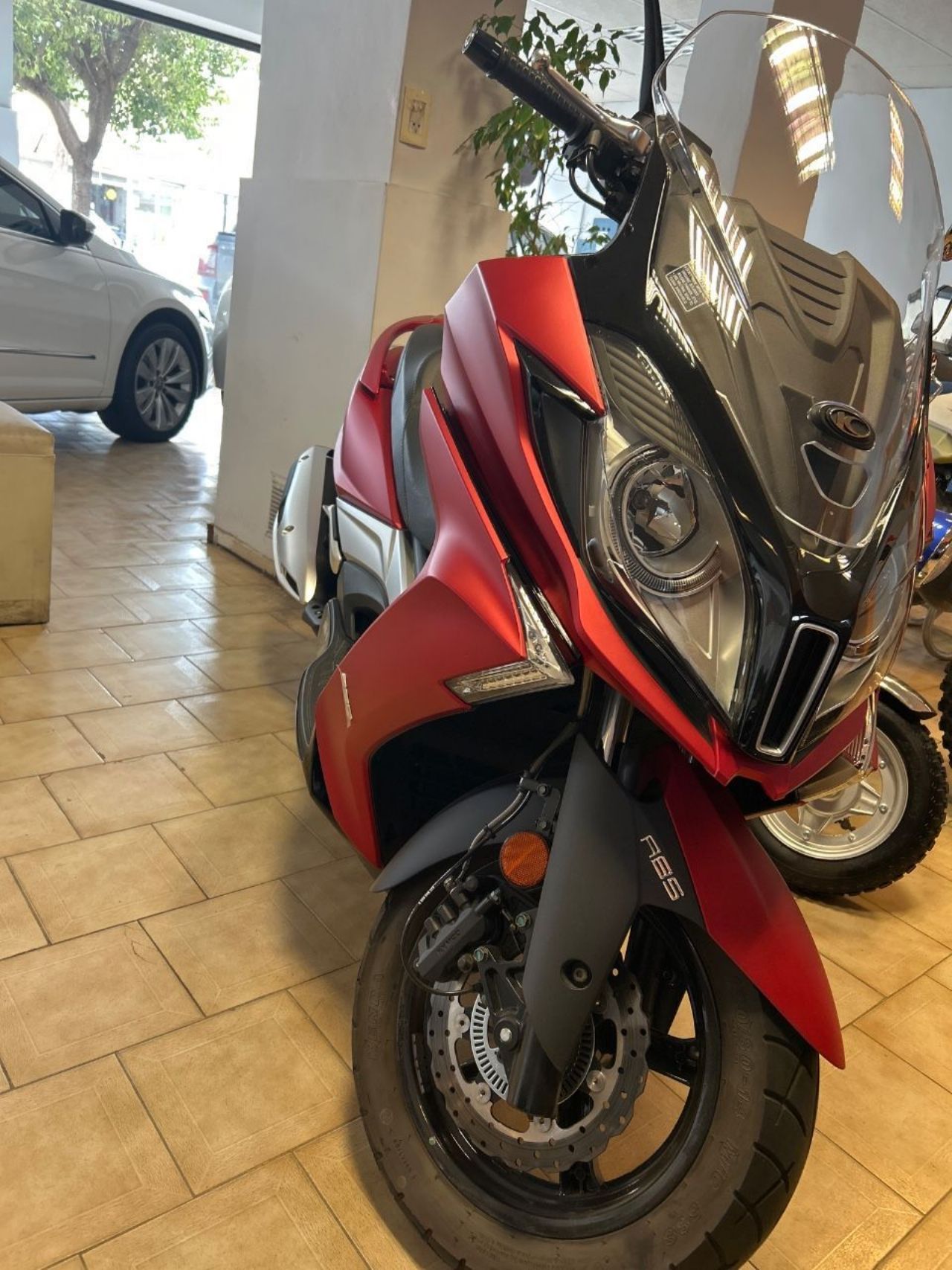 Kymco Downtown Usada en San Luis, deRuedas