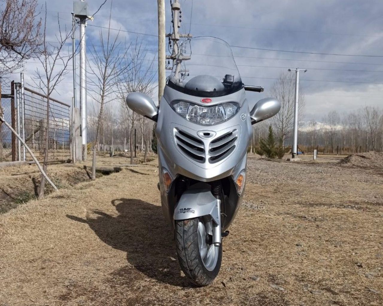 Kymco Grand Dink Usada en Mendoza, deRuedas