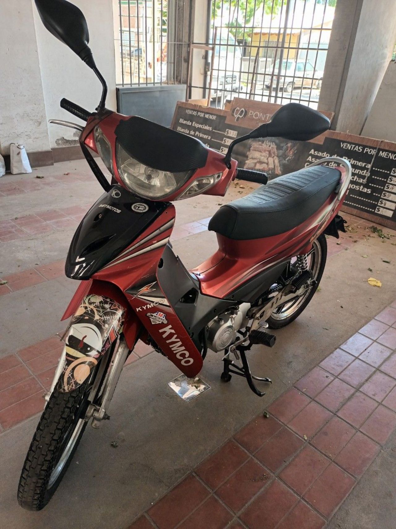 Kymco Visa R Usada en Mendoza, deRuedas