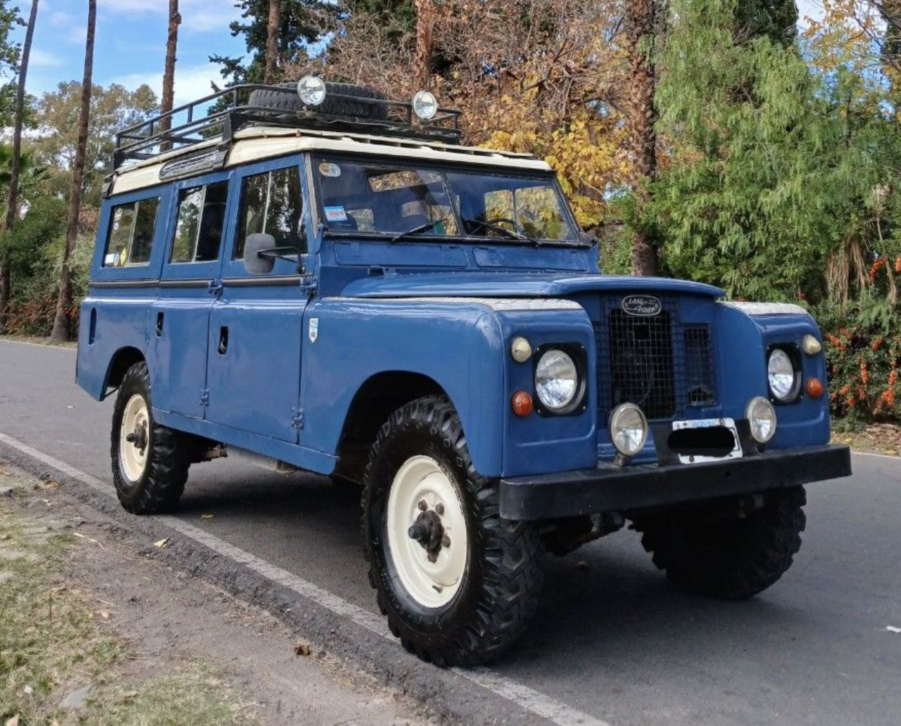 Land Rover 109 - Serie 2A Usada en Mendoza, deRuedas