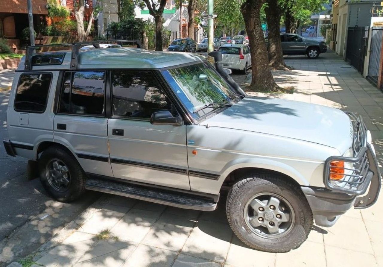 Land Rover Defender Usada en Mendoza, deRuedas