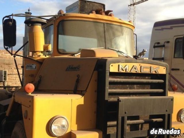 Mack RD Usado en Mendoza, deRuedas