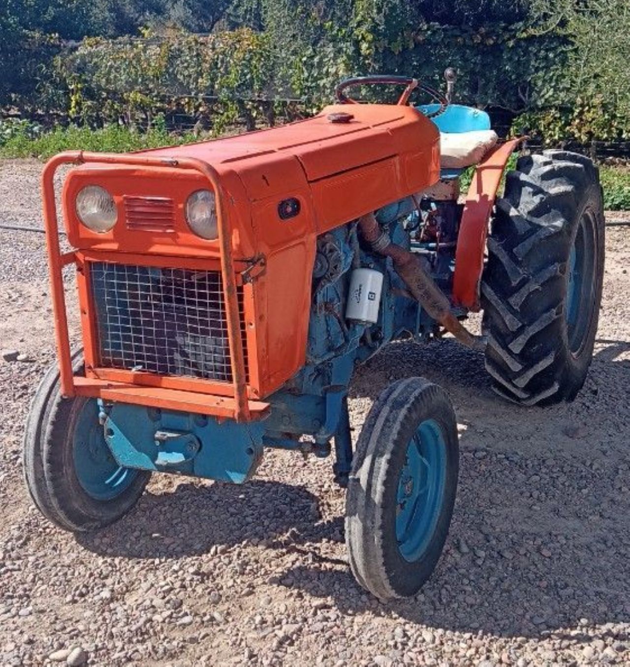 Maq. Agrícola Tractor Usado en Mendoza, deRuedas