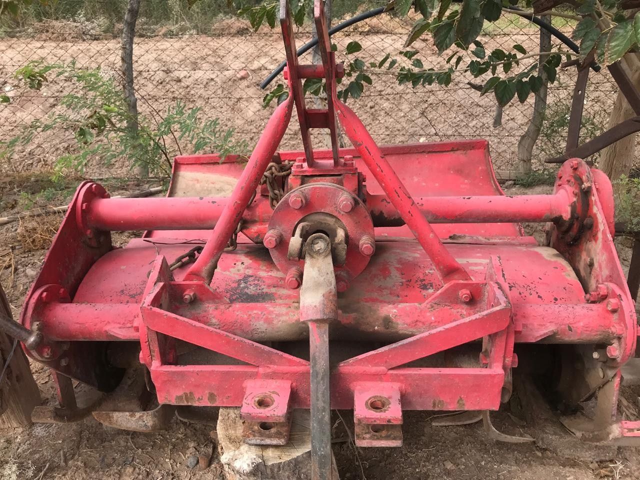 Maq. Agrícola Tractor Usado en Mendoza, deRuedas