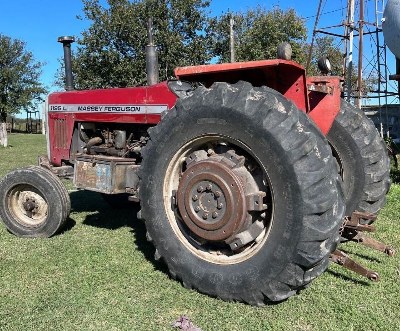 Maq. Agrícola Tractor Usado en Mendoza, deRuedas