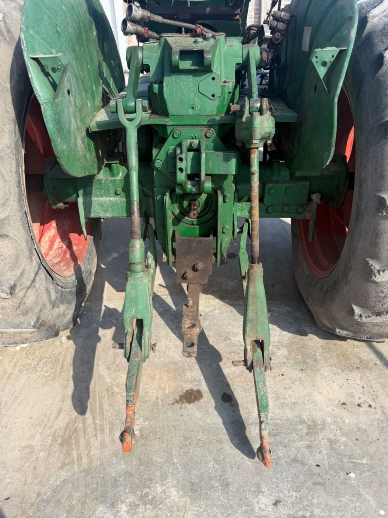 Maq. Agrícola Tractor Usado en Mendoza, deRuedas