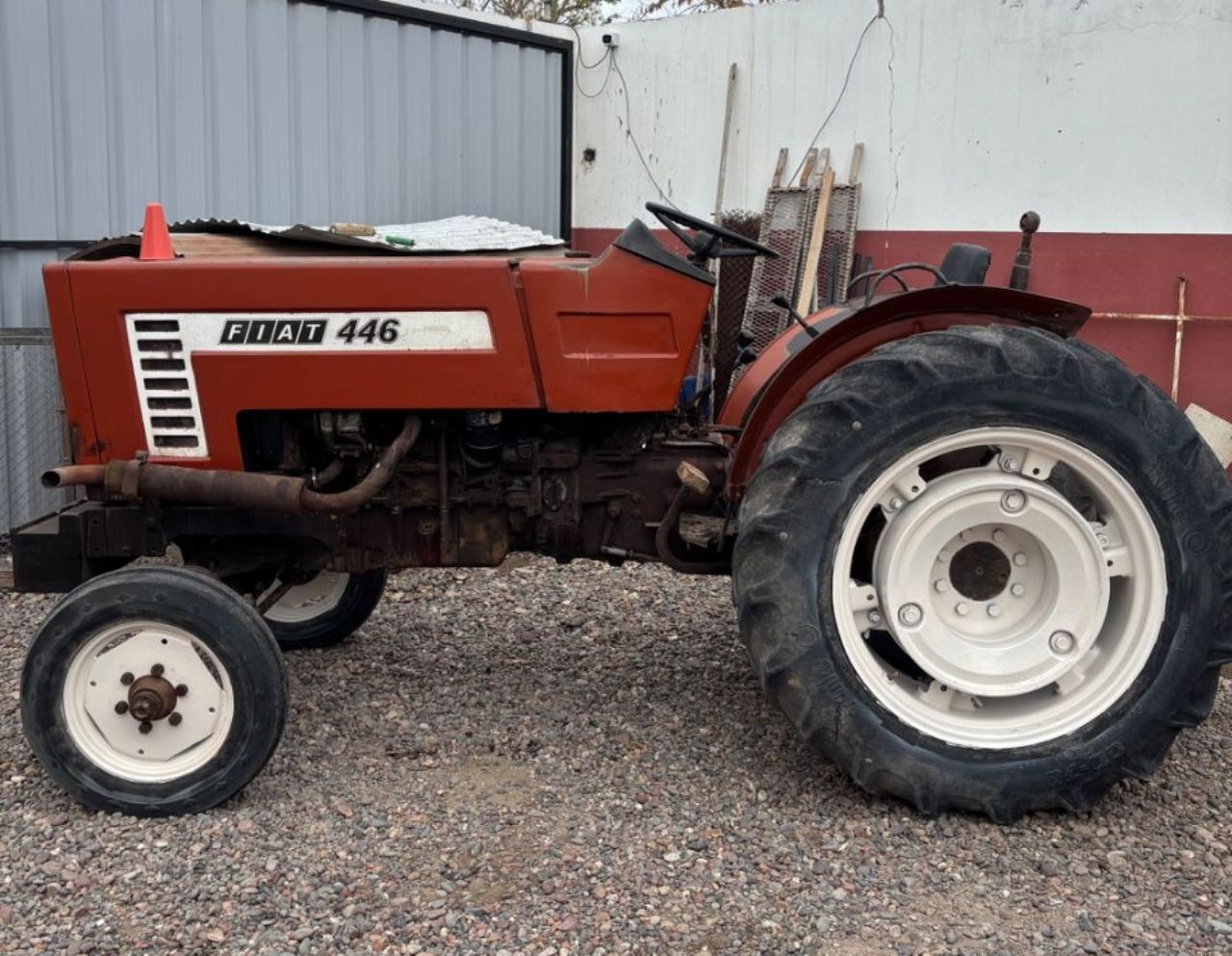Maq. Agrícola Tractor Usado en Mendoza, deRuedas