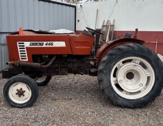 Maq. Agrícola Tractor Usado en Mendoza