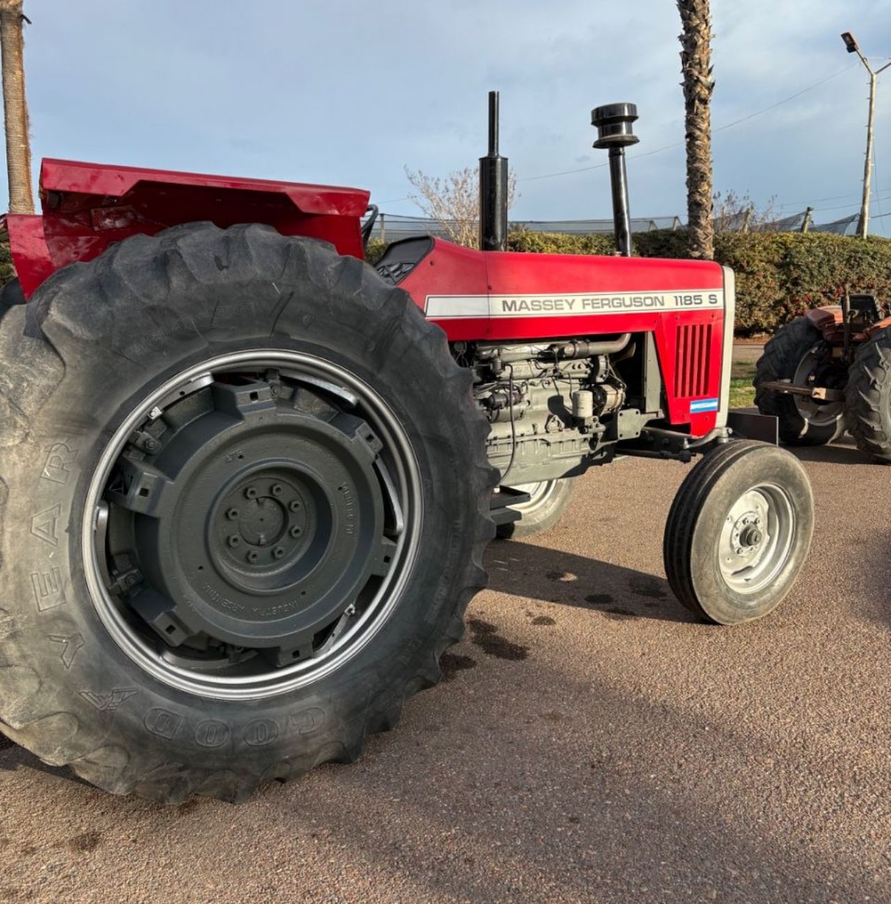 Maq. Agrícola Tractor Usado en Mendoza, deRuedas