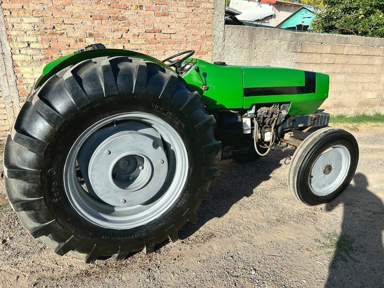 Maq. Agrícola Tractor Usado en Mendoza, deRuedas