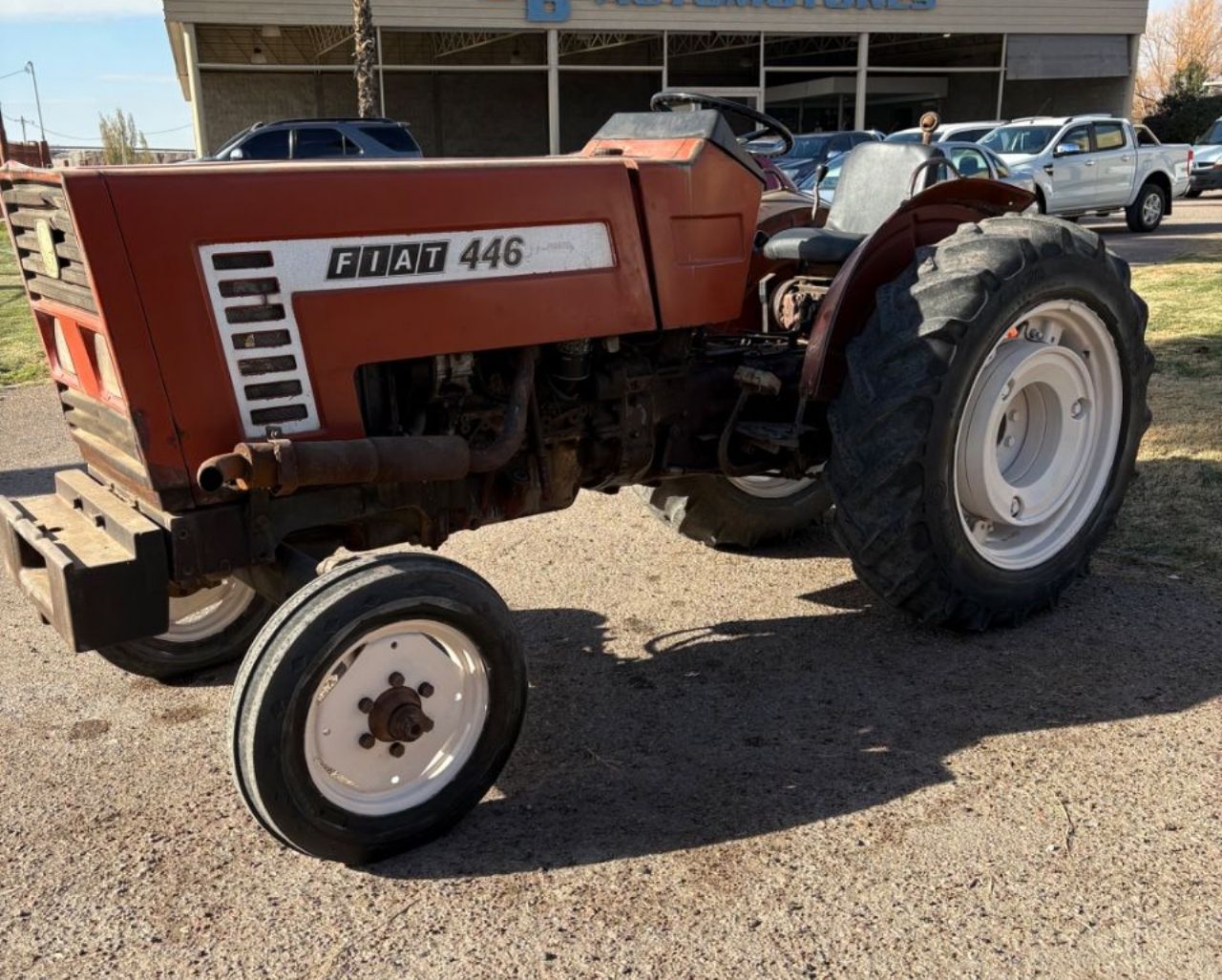 Maq. Agrícola Tractor Usado en Mendoza, deRuedas