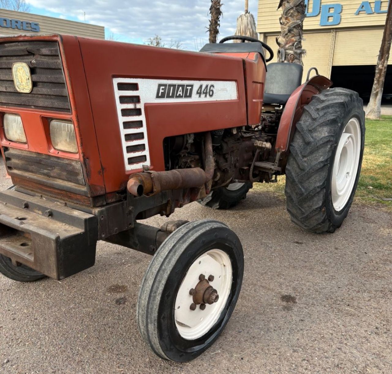 Maq. Agrícola Tractor Usado en Mendoza, deRuedas
