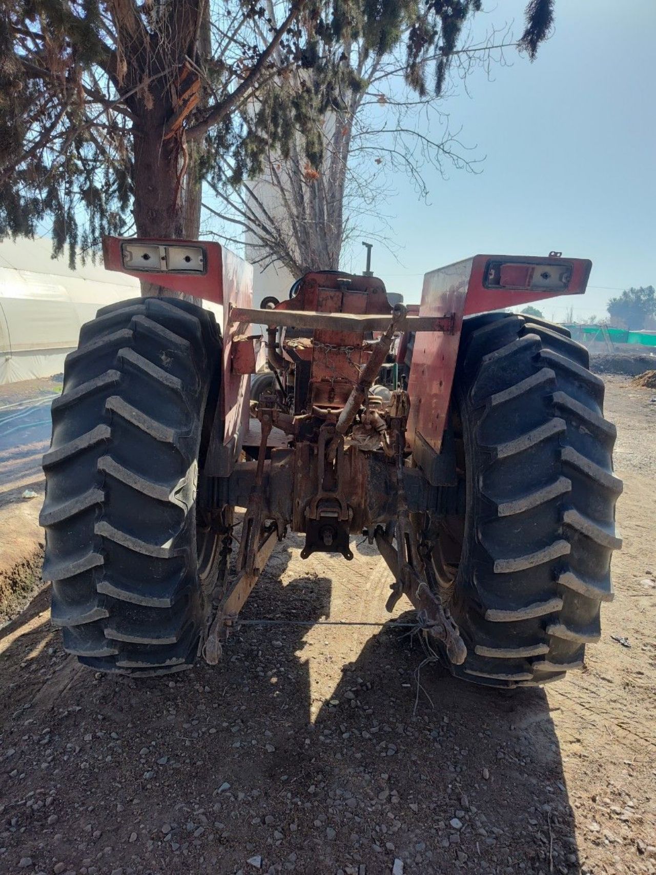Maq. Agrícola Tractor Usado en Mendoza, deRuedas