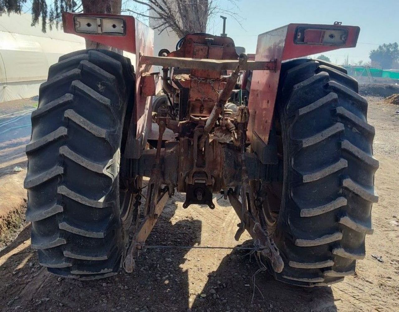 Maq. Agrícola Tractor Usado en Mendoza, deRuedas