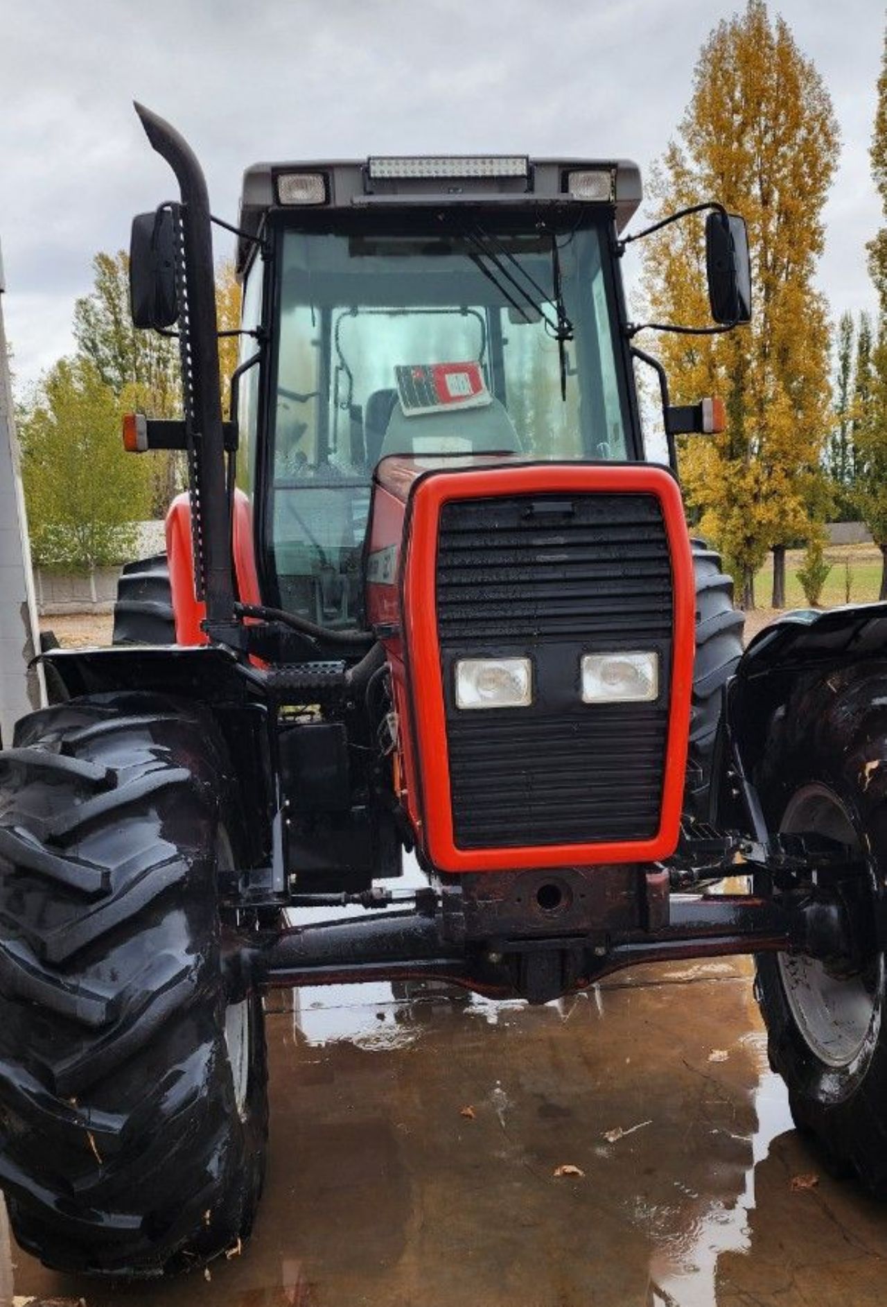 Maq. Agrícola Tractor Usado en Mendoza, deRuedas