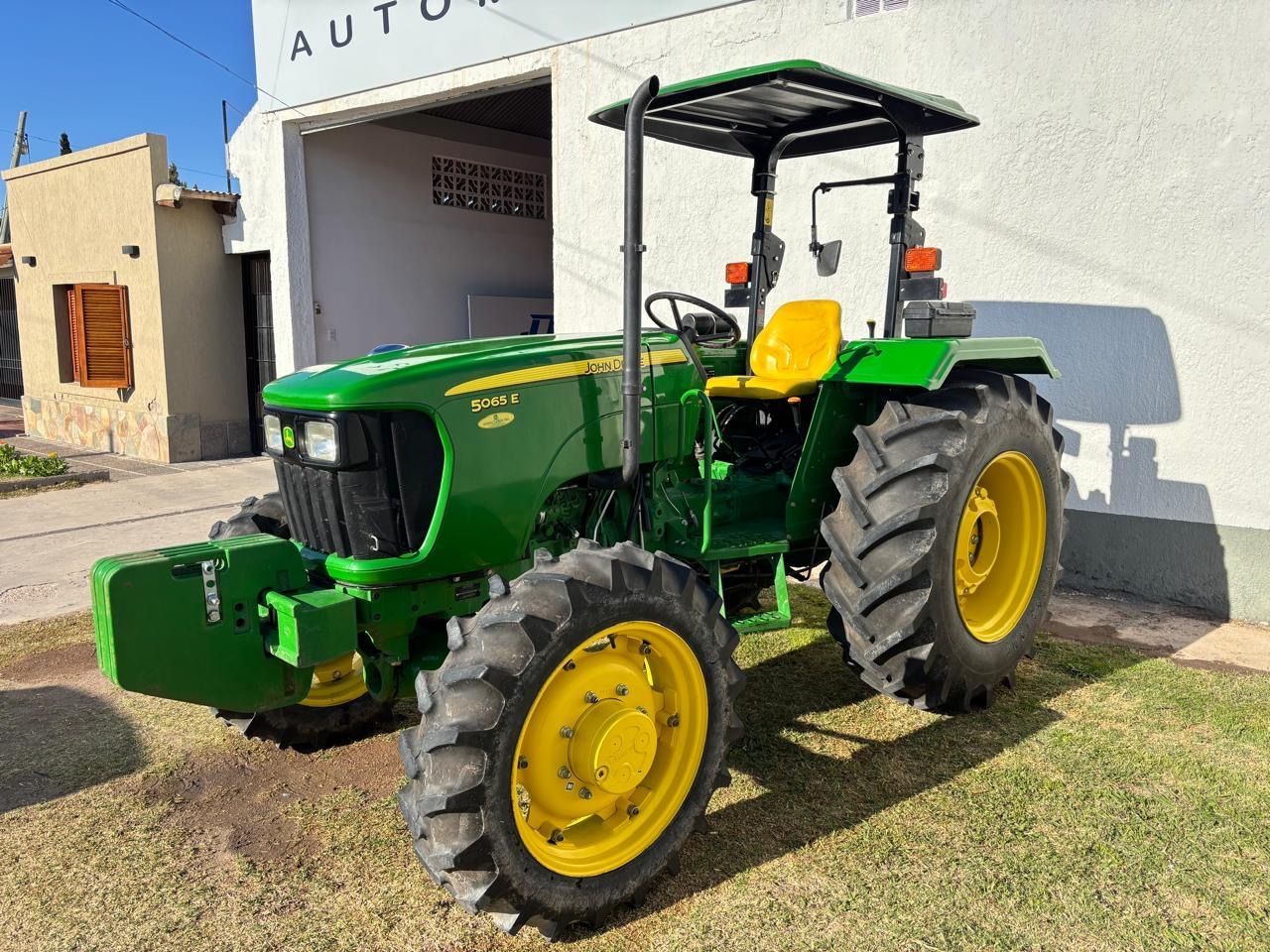 Maq. Agrícola Tractor Usado en Mendoza, deRuedas