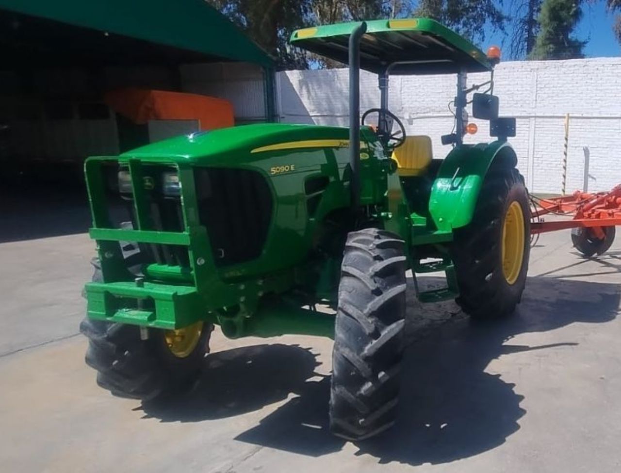Maq. Agrícola Tractor Usado en Mendoza, deRuedas