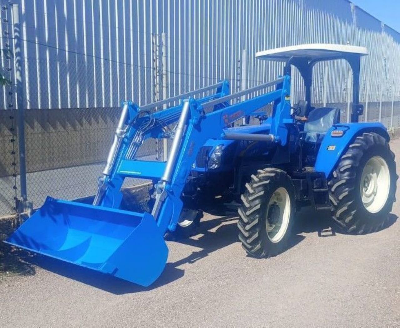 Maq. Agrícola Tractor Usado en Mendoza, deRuedas