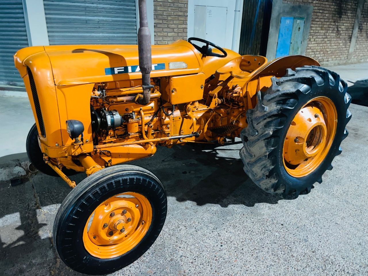Maq. Agrícola Tractor Usado en Mendoza, deRuedas
