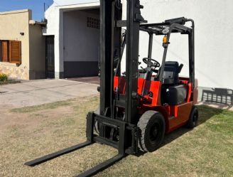 Maq. Pesada Autoelevador Usado en Mendoza
