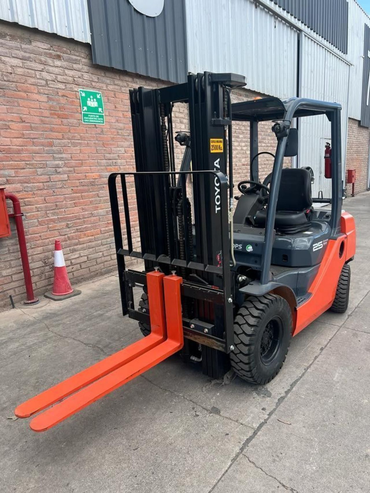 Maq. Pesada Autoelevador Nuevo en Mendoza, deRuedas