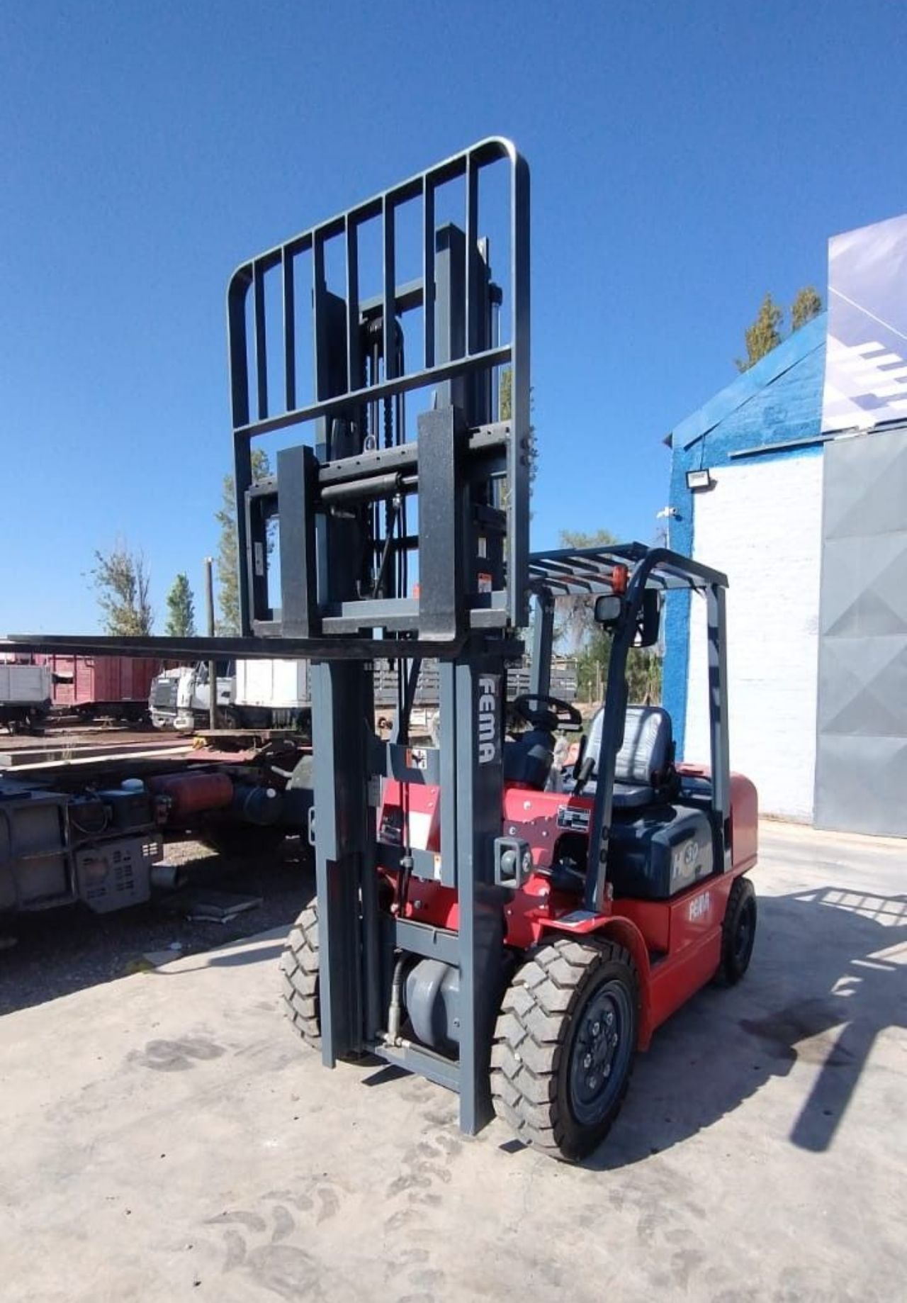 Maq. Pesada Autoelevador Nuevo en Mendoza, deRuedas