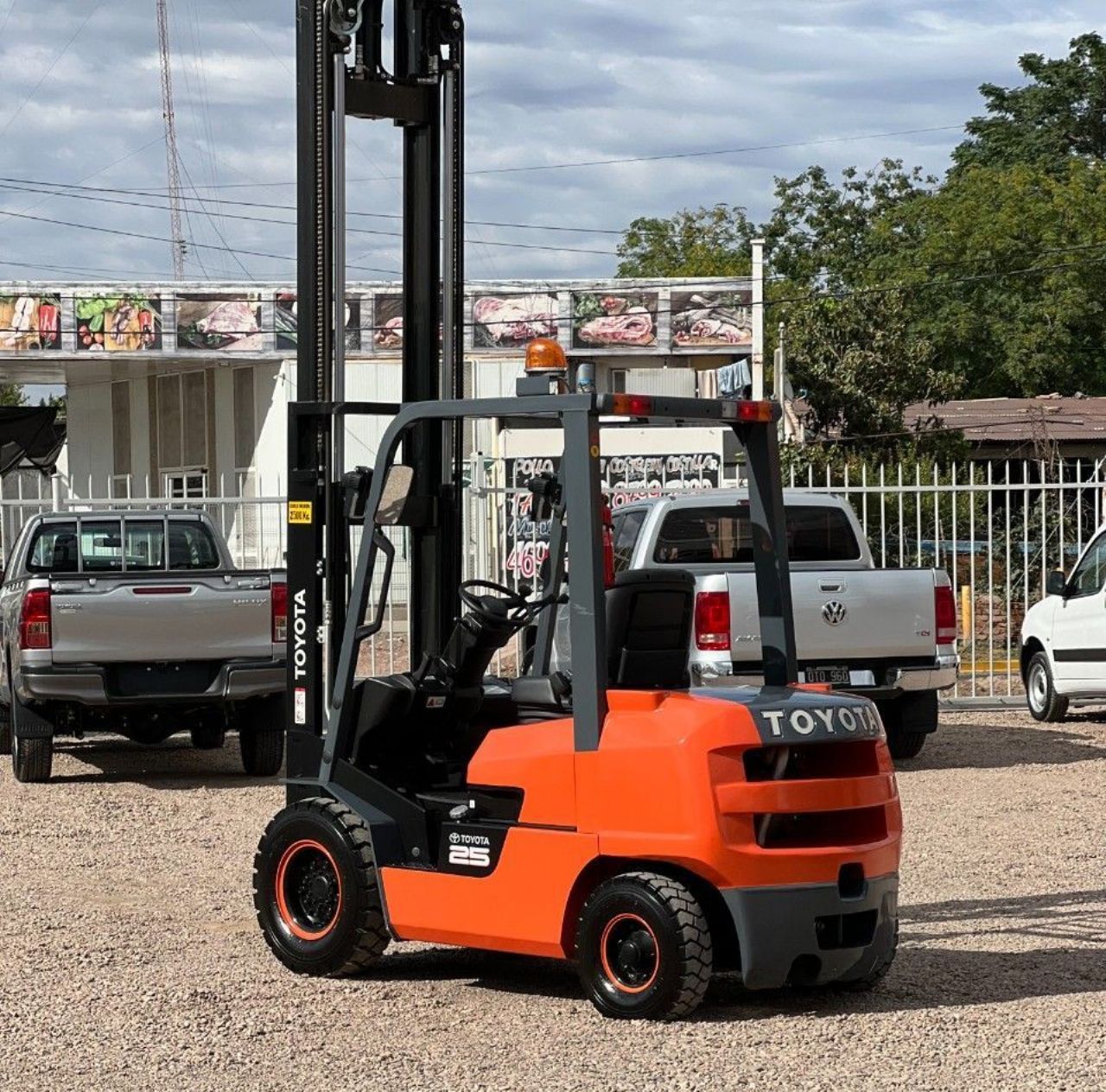 Maq. Pesada Autoelevador Nuevo en Mendoza, deRuedas